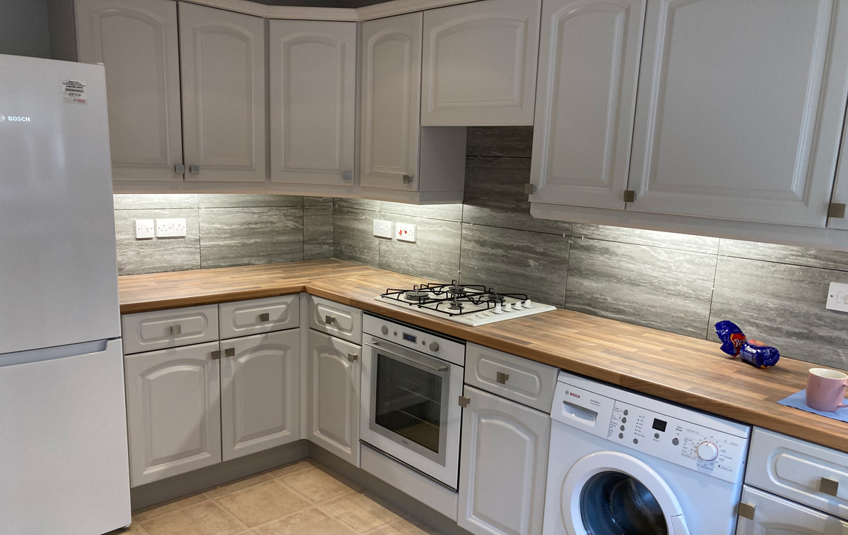 New Worktops, Tiling